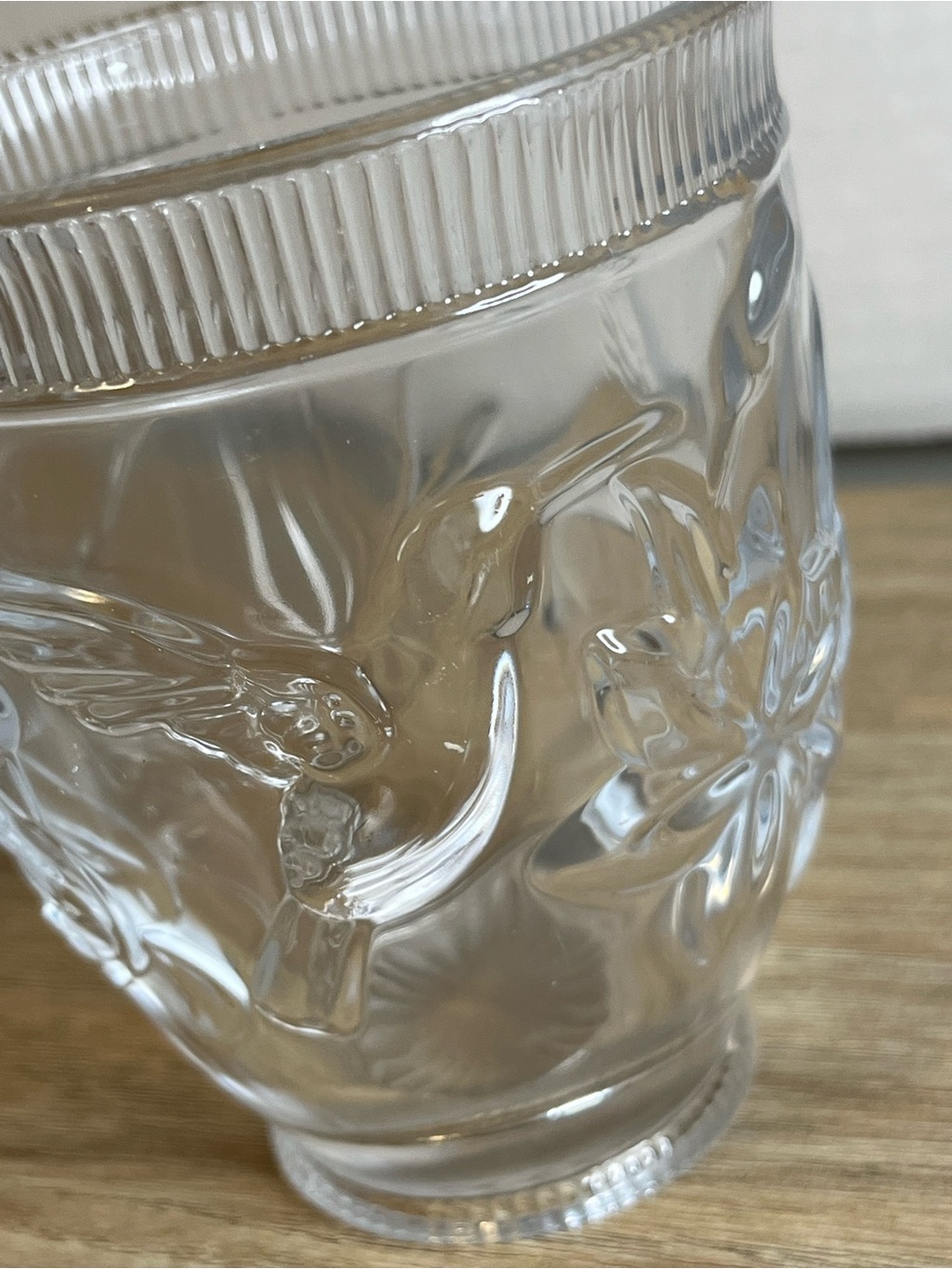 Clear Embossed Glass Tumbler Set - Hummingbird and Floral Pattern - Picture 4 of 9